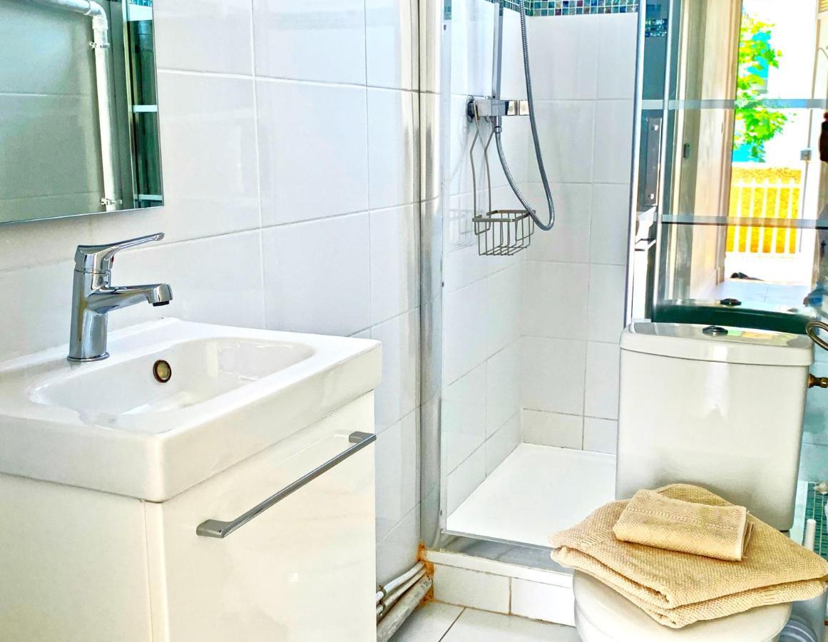 Blue Summer Vibes Apartment For 4P, Ac, Balcony, Parking, Beach At 50M, Spa Access -4 La Ciotat Exterior photo